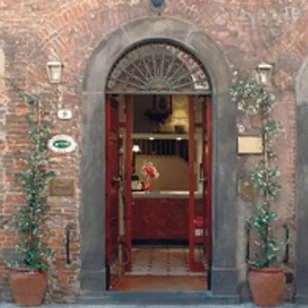 Piccolo Puccini Hotel 3*